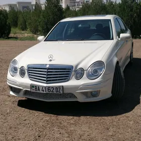 Mercedes-Benz E320 2008