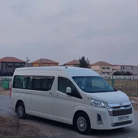 Tayota Hiace Hyzmatlary