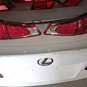 Lexus IS yz fara spoiler