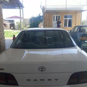 Toyota Camry 1993