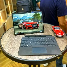 Surface Pro 9/i7/256GB/16GB