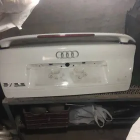 bagajnik gapak Audi