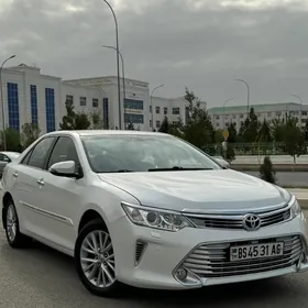 Toyota Camry 2015