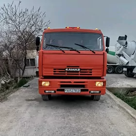 Kamaz 6520 2012