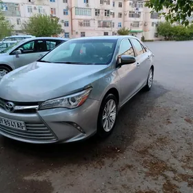 Toyota Camry 2016