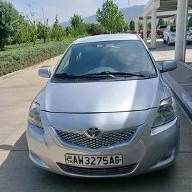 Toyota Yaris 2010