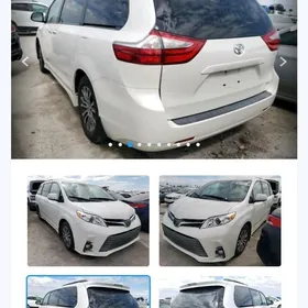 Toyota Sienna 2019