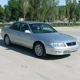 Toyota Camry 2000