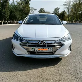 Hyundai Elantra 2019