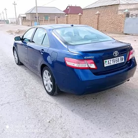 Toyota Camry 2010