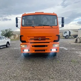 Kamaz 6520 2011