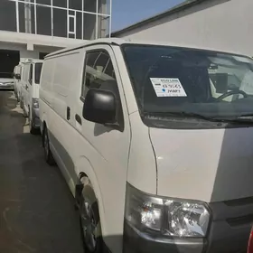 Toyota Hiace 2023