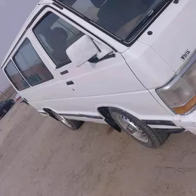 Toyota Hiace 1988