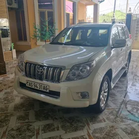 Toyota Land Cruiser Prado 2010