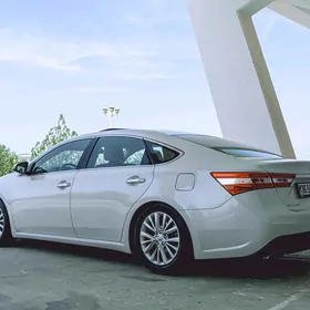 Toyota Avalon 2013