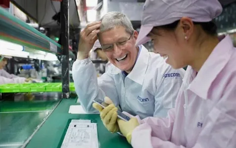 Iň uly iPhone öndürijisi Foxconn rekord goýdy: satuw tas 16 mlrd dollara ýetdi