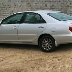 Toyota Camry 2004