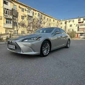 Lexus ES 350 2019