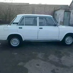 Lada 2107 2000