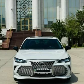 Toyota Avalon 2019