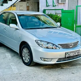 Toyota Camry 2005