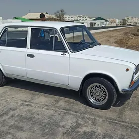 Lada 2104 1980