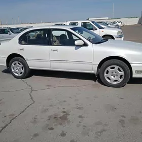 Infiniti I30 1999