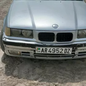 BMW 323 1993