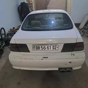 Nissan Cefiro 1998