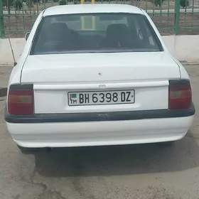 Opel Vectra 1992