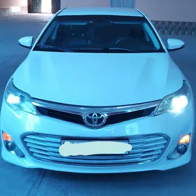 Toyota Avalon 2013