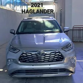Toyota Highlander 2021