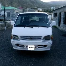 Toyota Hiace 2003