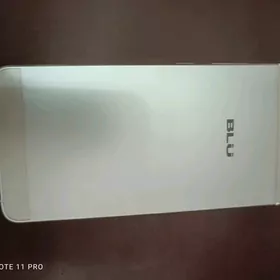 Blu vivo 5 telefon