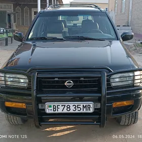 Nissan Pathfinder 1998