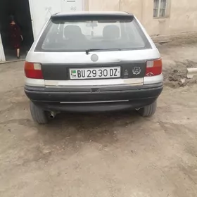 Opel Astra 1992