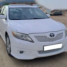 Toyota Camry 2011