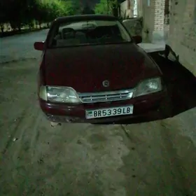 Opel Omega 1990