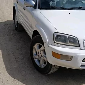 Toyota RAV4 1998