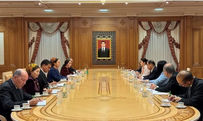 Türkmenistanyň Mejlisinde ýapon parlamentarileri bilen gepleşikler geçirildi
