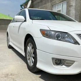 Toyota Camry 2010