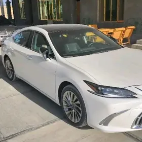 Lexus ES 350 2019