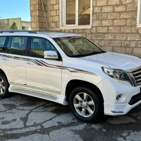 Toyota Land Cruiser Prado 2010