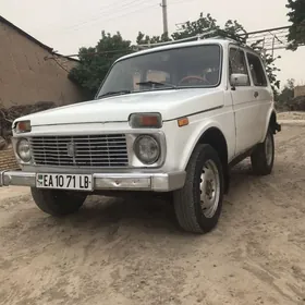 Lada Niva 1987