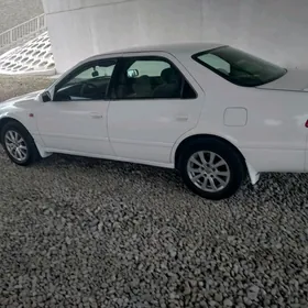 Toyota Camry 1998