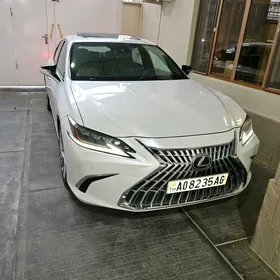 Lexus ES 350 2019