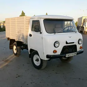 UAZ 2206 1989