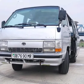 Toyota Hiace 1989