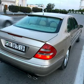 Mercedes-Benz E320 2003