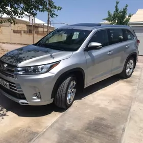 Toyota Highlander 2019